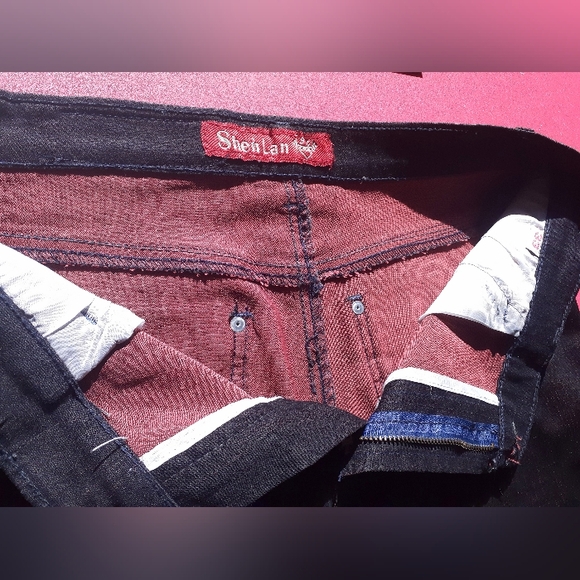 Embellished wide leg pleated jeans w/ leather pockets - Picture 6 of 13